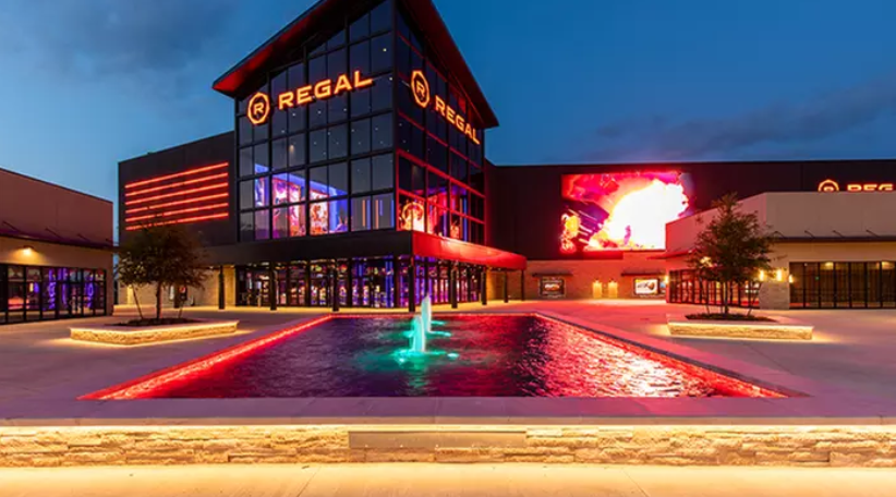 Save 40% on Regal Movie Ticket Deals – Premiere & Premium