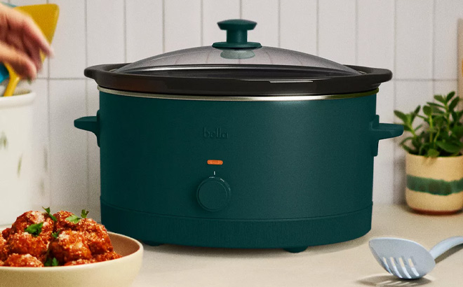 Bella 6-Quart Electric Slow Cooker Deal: Save 50% at Macy’s