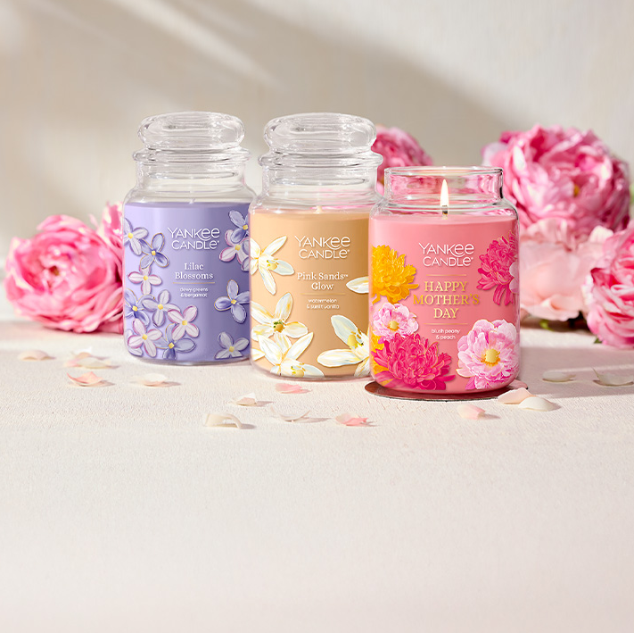Yankee Candle Freebie: Get a FREE Candle on April 11 with No Purchase Required!