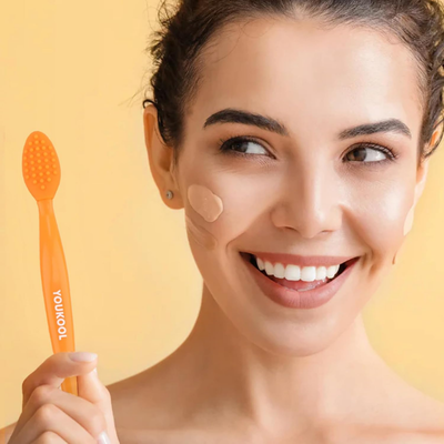Pore-Cleansing-Silicone-Facial-Brush Deal at Online Store