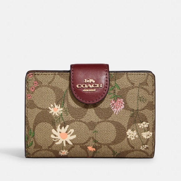 Coach Medium Corner Zip Wallet Sale at Coach