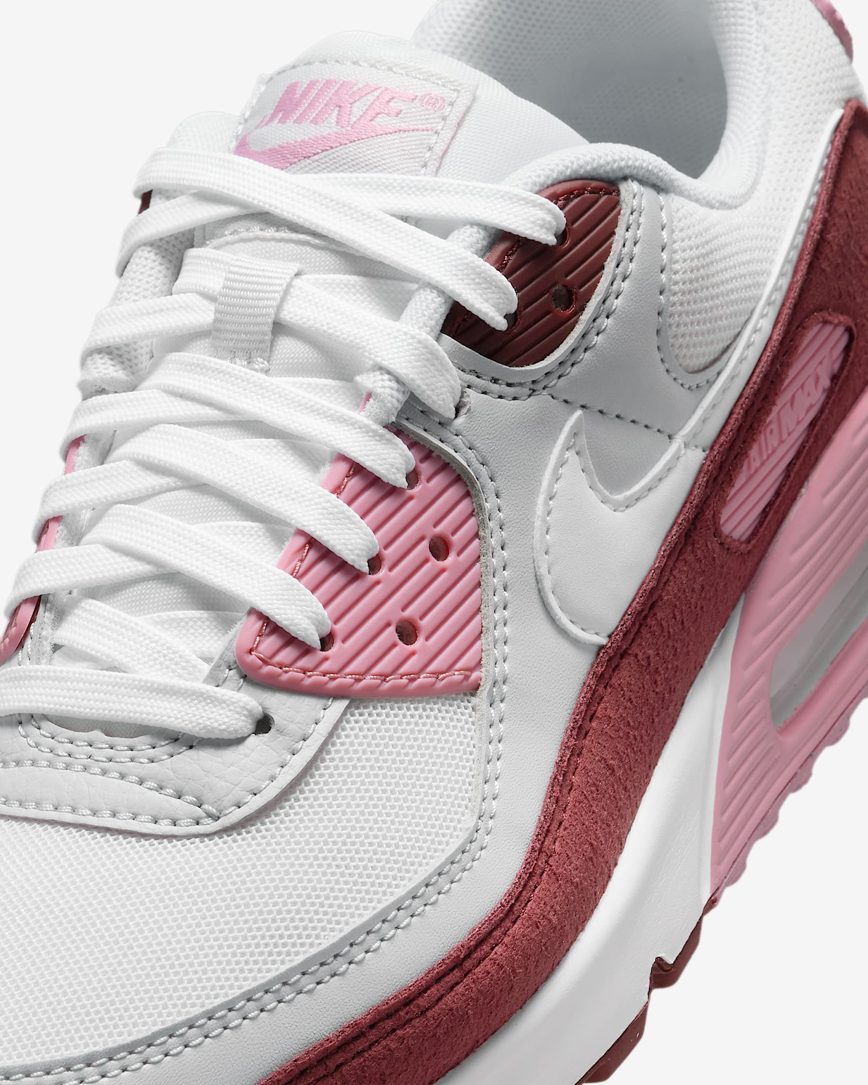 Nike Air Max Women’s Shoes Deal at Nike: Save $75