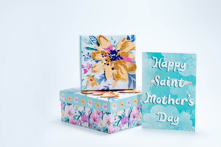 $12.xx Fun Cat Mom Mother’s Day Gift Box at Amazon deal at Amazon