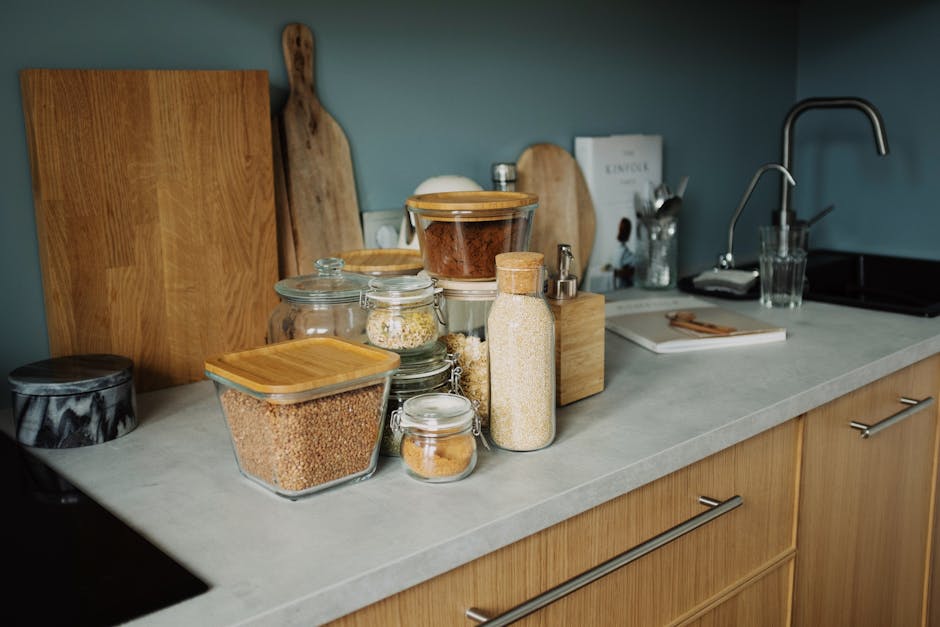 Household Plastic Alternatives: 6 Best Non-Toxic Swaps for a Healthier Kitchen