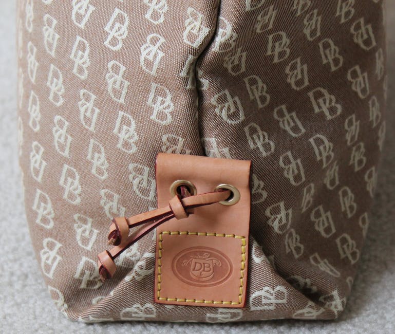 Large Canvas Collapsible Utility Tote Only $9.99 on Amazon