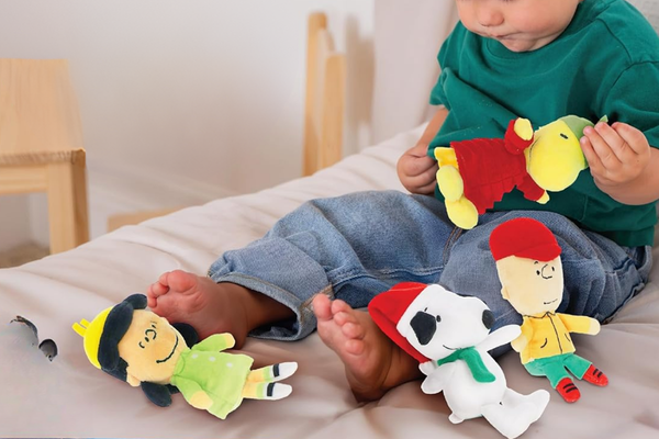Peanuts 4-Piece Plush Set Deal