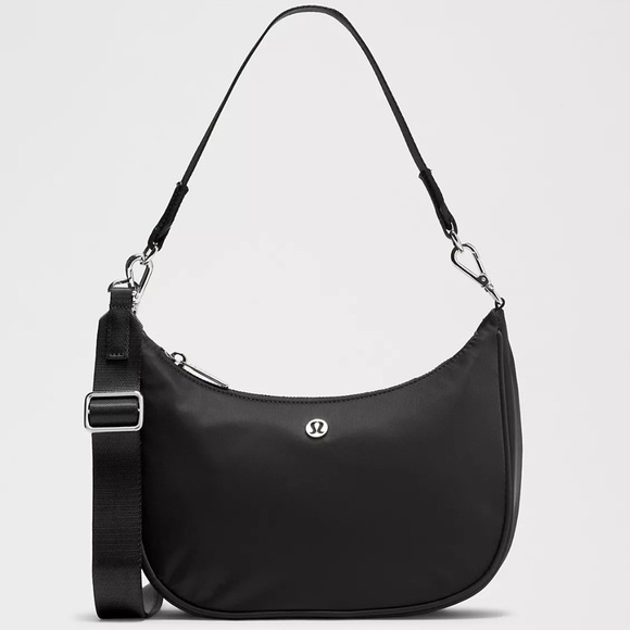 Lululemon Essentials Shoulder Bag Deal at Lululemon: $98
