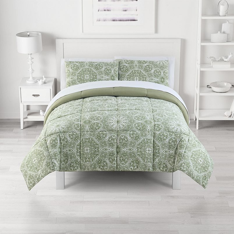The Big One 3-Piece Reversible Comforter Set Deal: Save 77% at Kohl’s