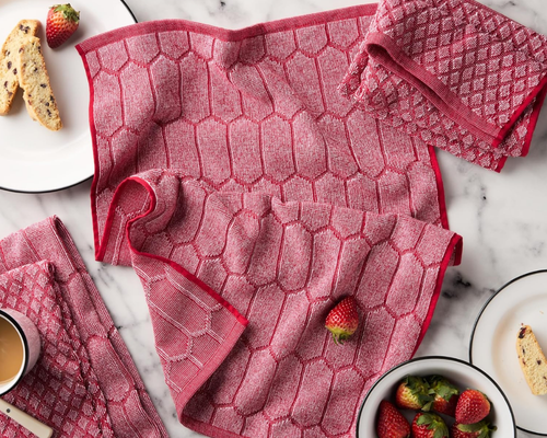 4 Pack Kitchen Towel Set Deal at Amazon