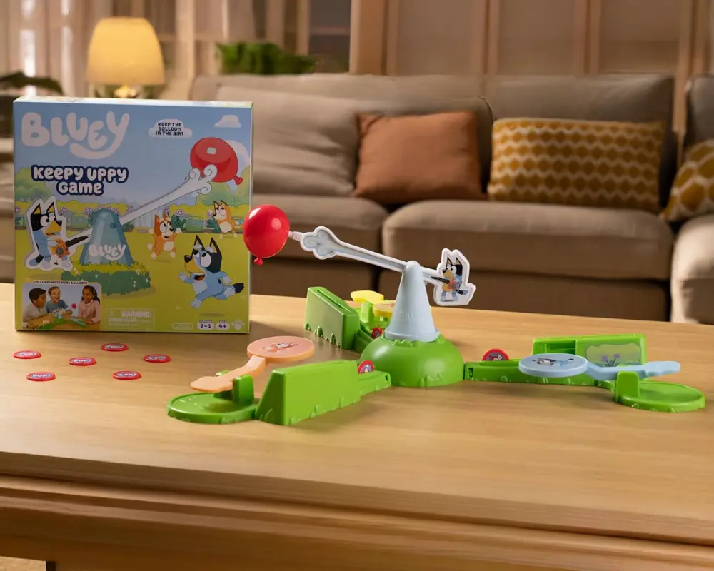 Motorized Toddler Game with Bingo and Chilli Character Paddles Deal