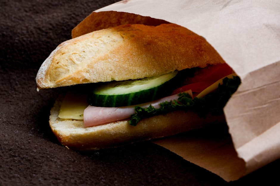 Amazon Basics 100-Count Sandwich Bags