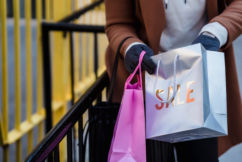 Michael Kors Sale – Lots of Bags Under for $100