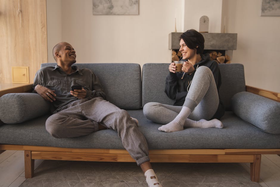 Up to 70% Off Popular Comfrt Hoodies & Sweatpants + Extra 15% Off – New Lounge S