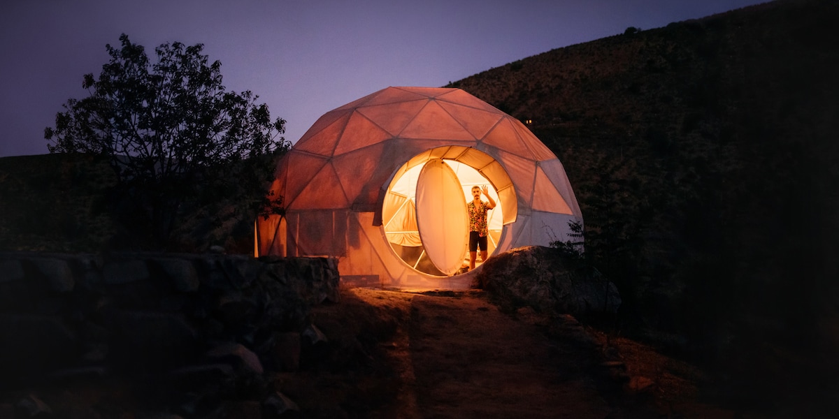 $50 Gift Card With 2-Night Stay Deal at Airbnb