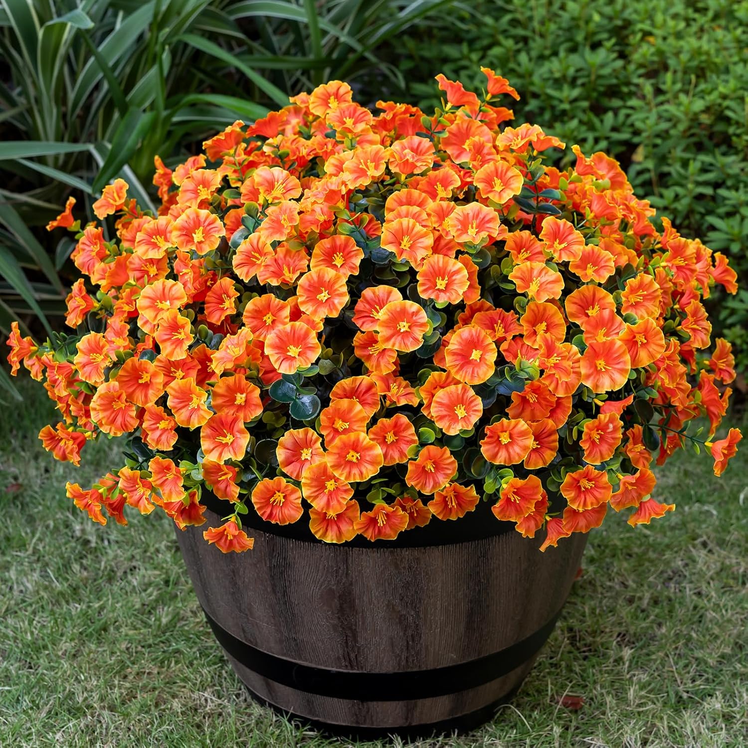 Nigirior Artificial Faux Flowers for Outdoor 16 Bundles Boxw deal at Amazon