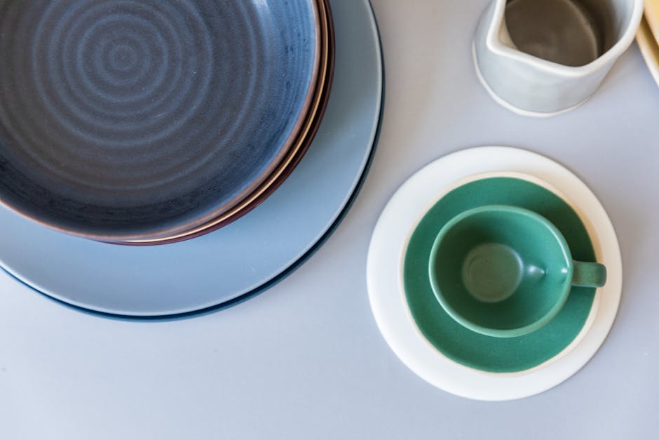 Better Homes & Gardens 12 Piece Dinnerware Set Only deal at Walmart