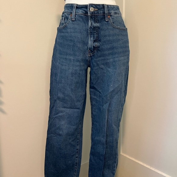 Old Navy Women’s High-Waisted O.G. Straight Jeans Deal: Save 50% at Old Navy