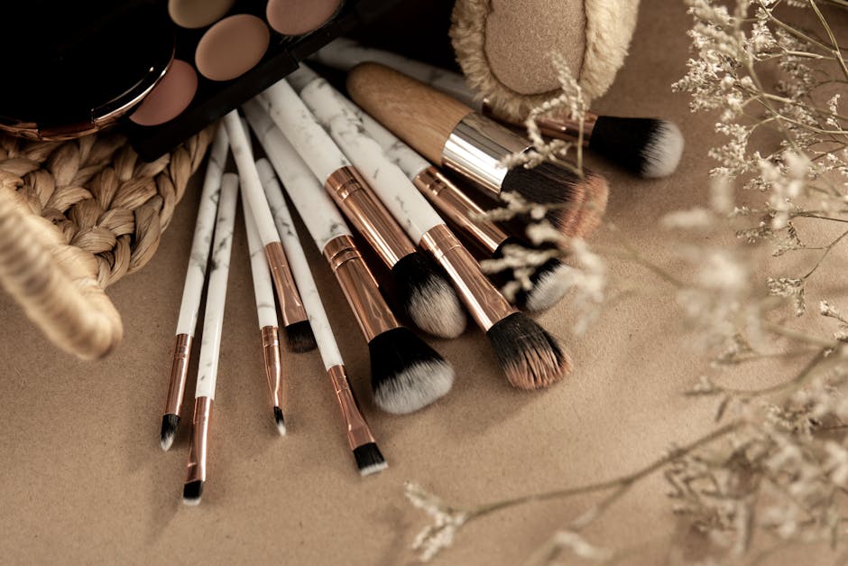 Too Faced 3-Piece Makeup Brush Set