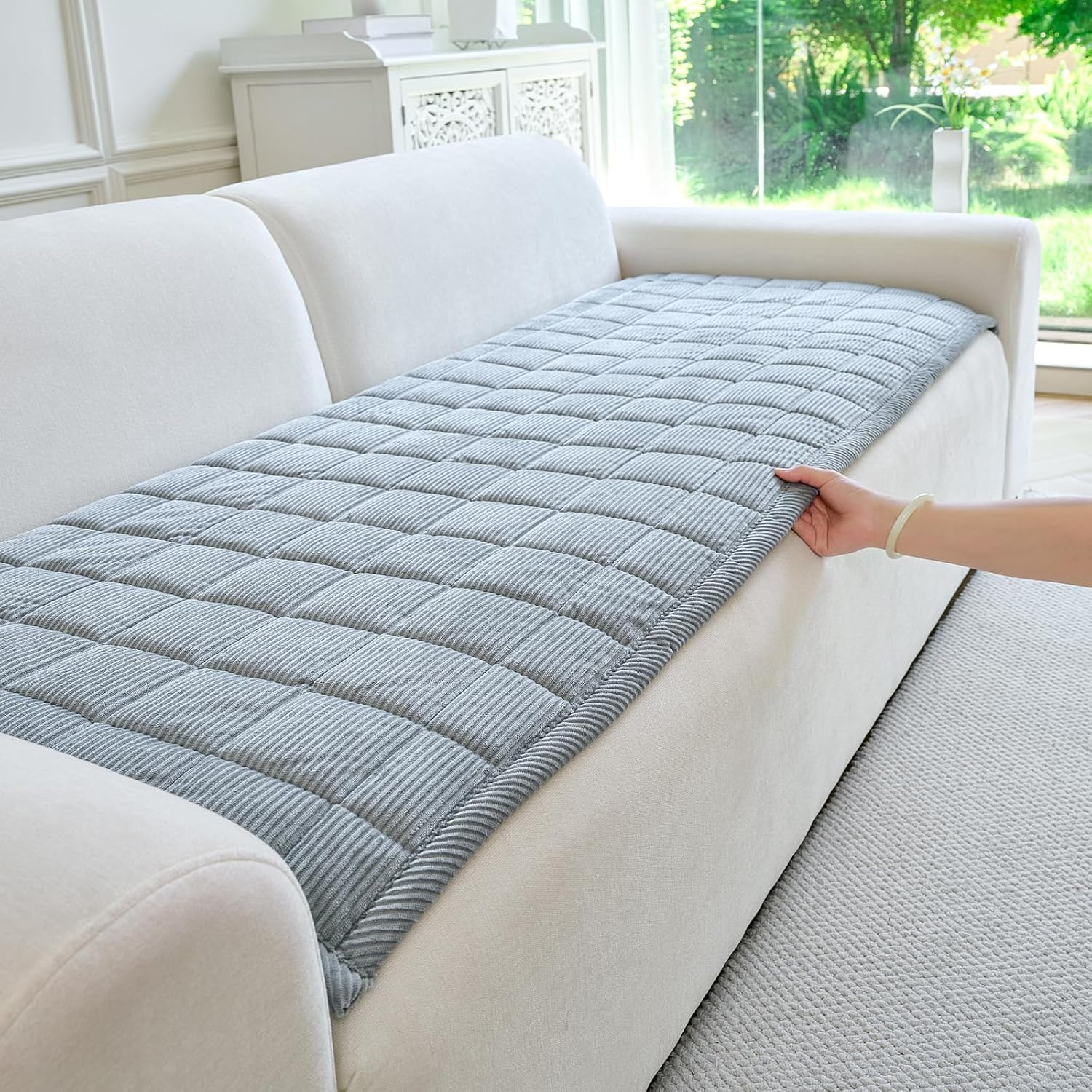 PJLZJFBY Couch Covers for Dogs Washable, 27.6"x82.7" Non Sli deal at Amazon