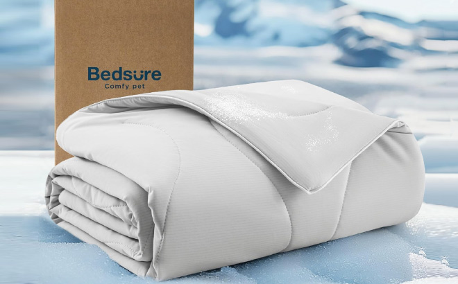 Cooling Dog Blanket Deal
