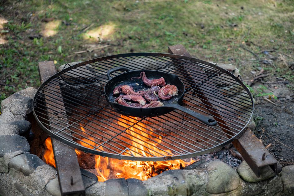 Enameled Cast Iron Grill Pan Only $39 (Reg. $79) at Macy’s