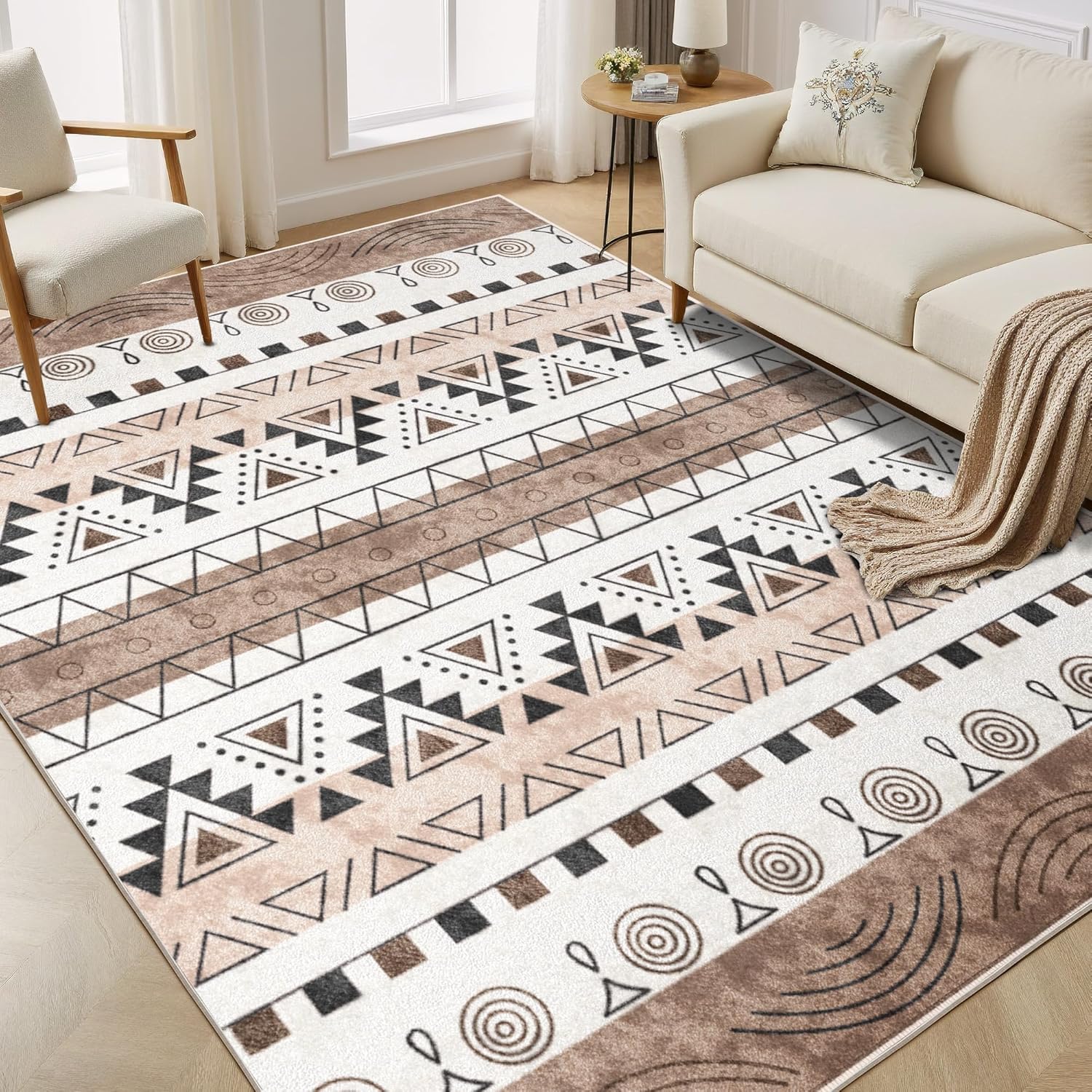 EnHomee Washable Rug in khaki on Amazon, 5x7 size
