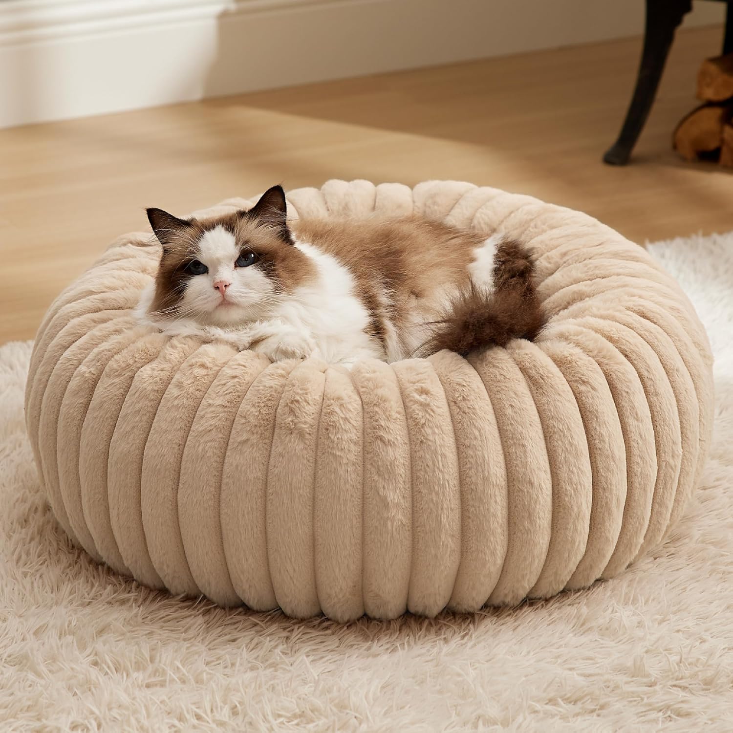 Bedsure ComfyFleece™ Cat beds for Indoor Only $32.99 at Amazon