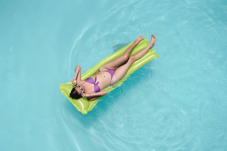 $4.34 Swimways Hello Kitty Only $4.34 (Reg. $5.53) at Amazon