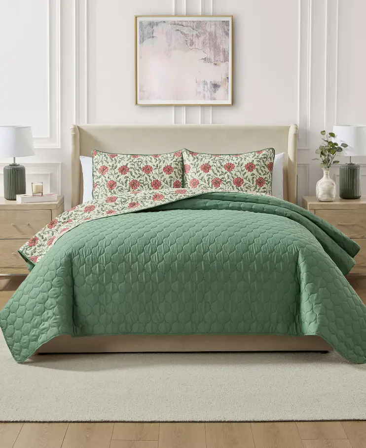 Seventh Studio Ezza Floral 2-Pc. Quilt Set Deal: Save 70% at Macy’s