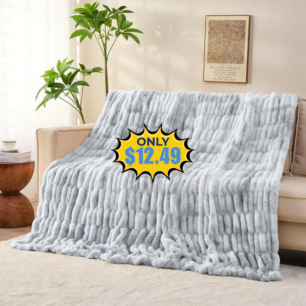 Viviland Faux Fur Throw Blanket Deal on Amazon: Save with Promo Code