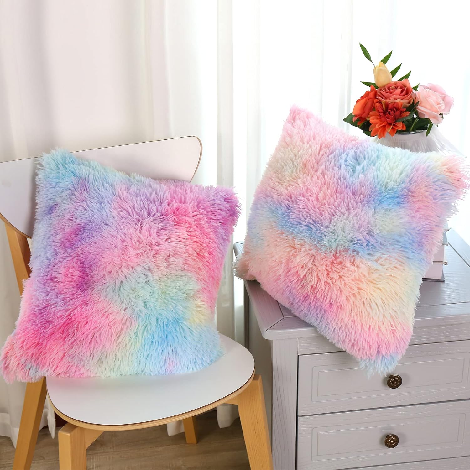 Dongchen Soft Faux Fur Throw Pillow Covers Only $14.99 at Amazon