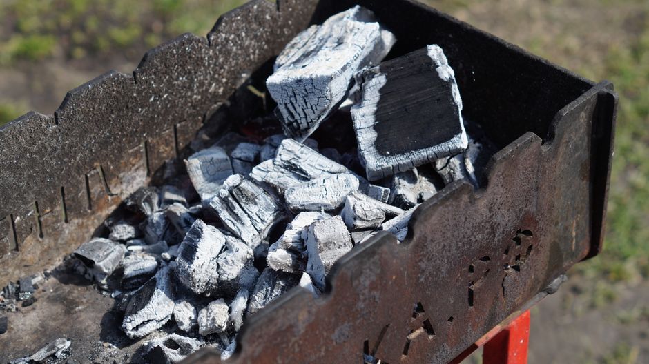 17.6-lbs B&B Charcoal Competition Oak Charcoal Only $10 at Walmart