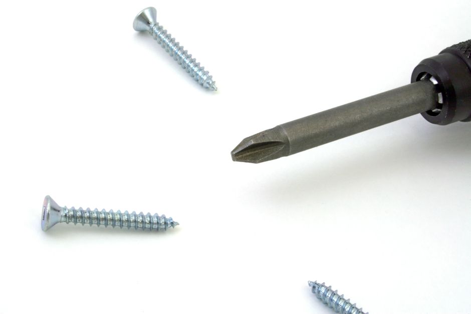 16-pc Husky Ratcheting Pivot Head Only $14.9 at Home Depot