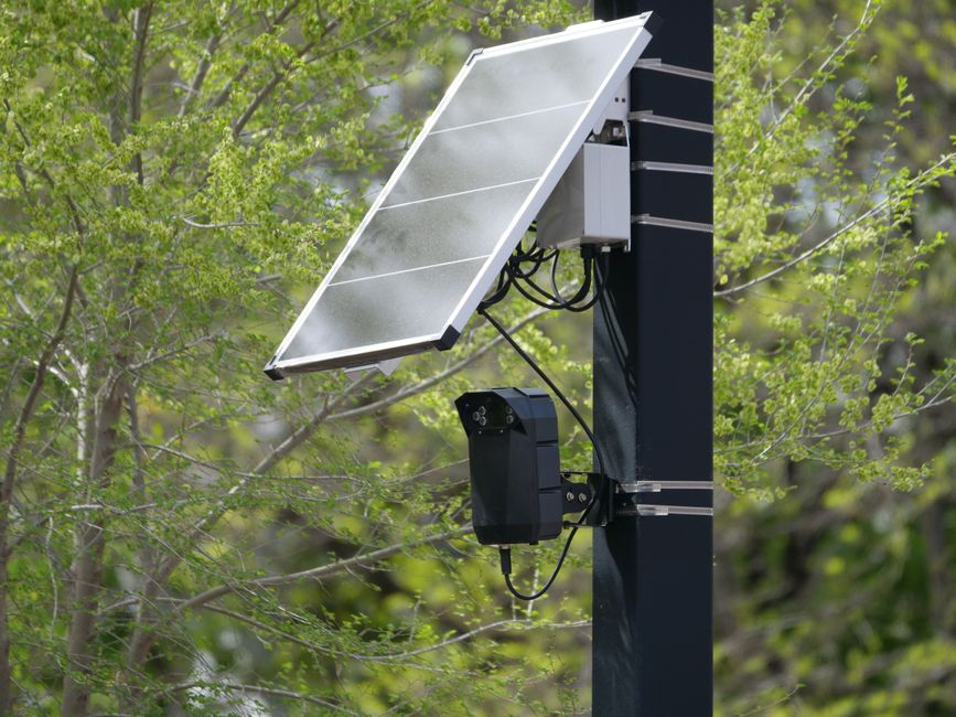 Refurb: 3-Pk eufy SoloCam S230 2K Outdoor Solar Spotlight Ca deal at Ebay