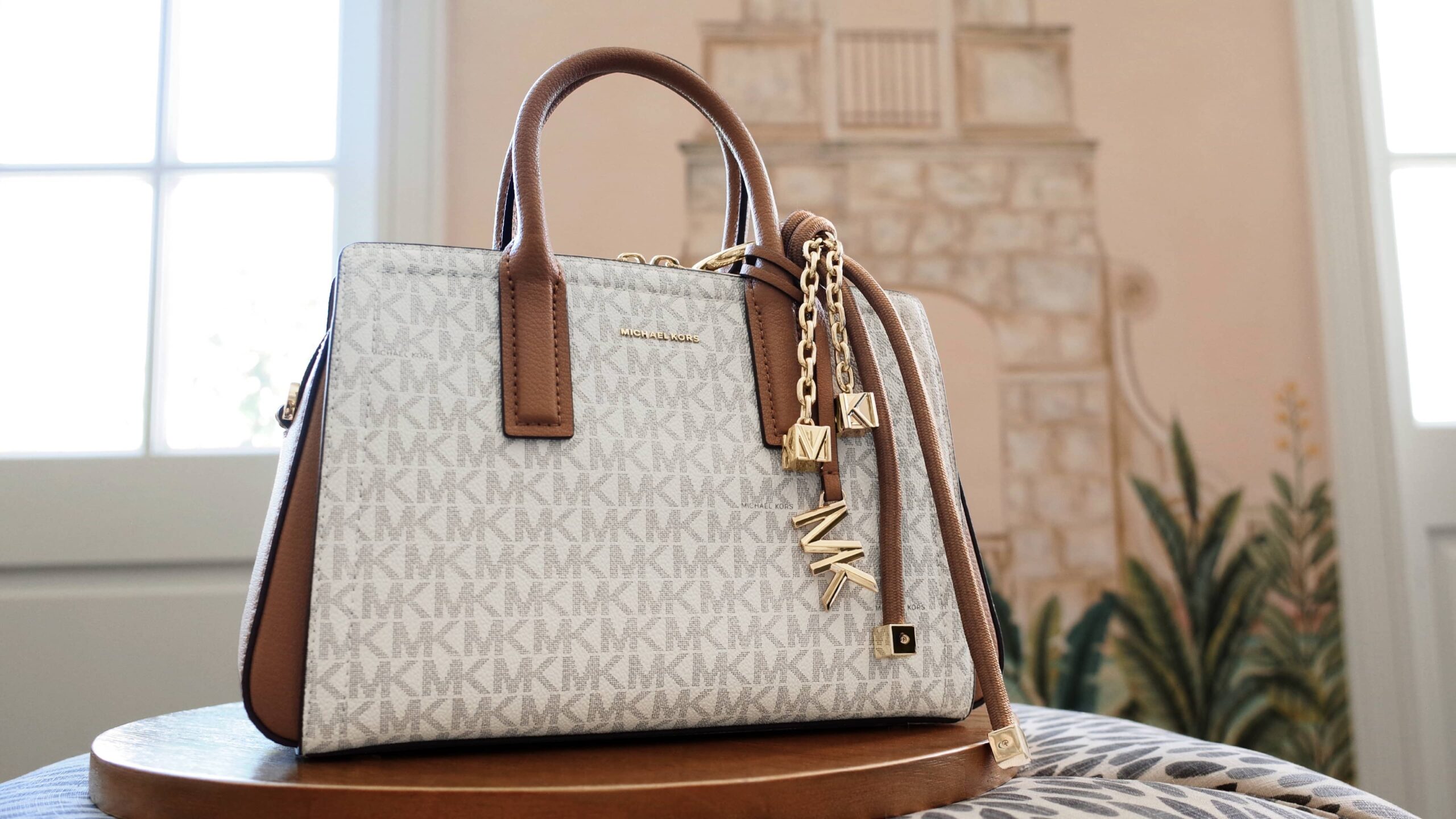 Michael Kors Outlet Sale: Save Up to 90% Off