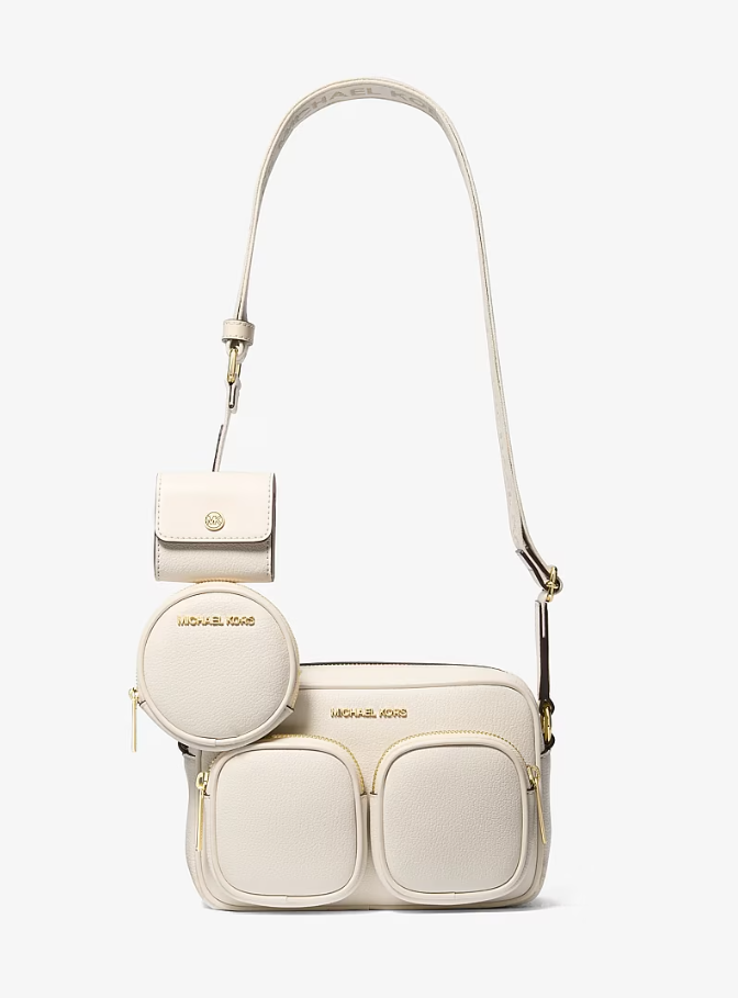 Jet Set Travel Medium Leather Messenger Bag Deal: Save 88% at Michael Kors
