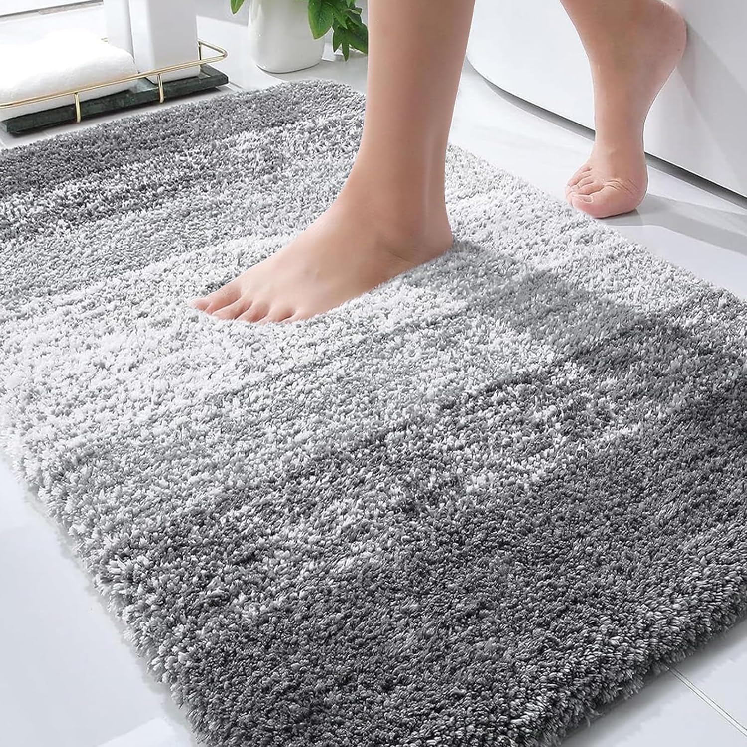 Bath Mat Only $8.98 (Reg. $14.99) at Amazon