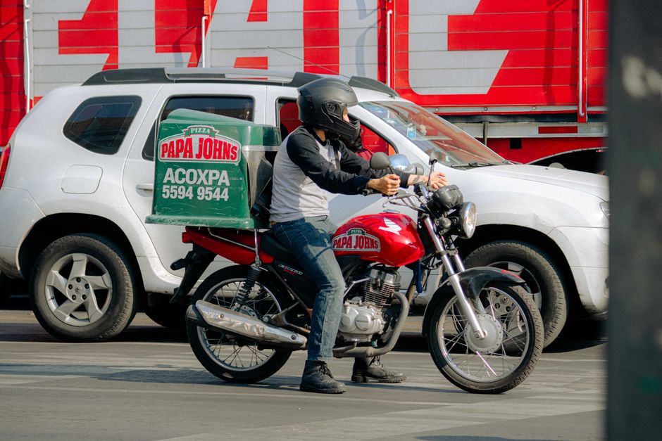 30% off Lunch Pizzas at Papa John’s Before 2pm
