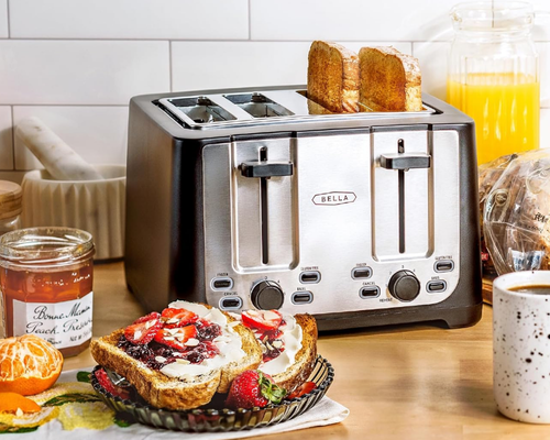 Bella 4 Slice Toaster Deal at Amazon