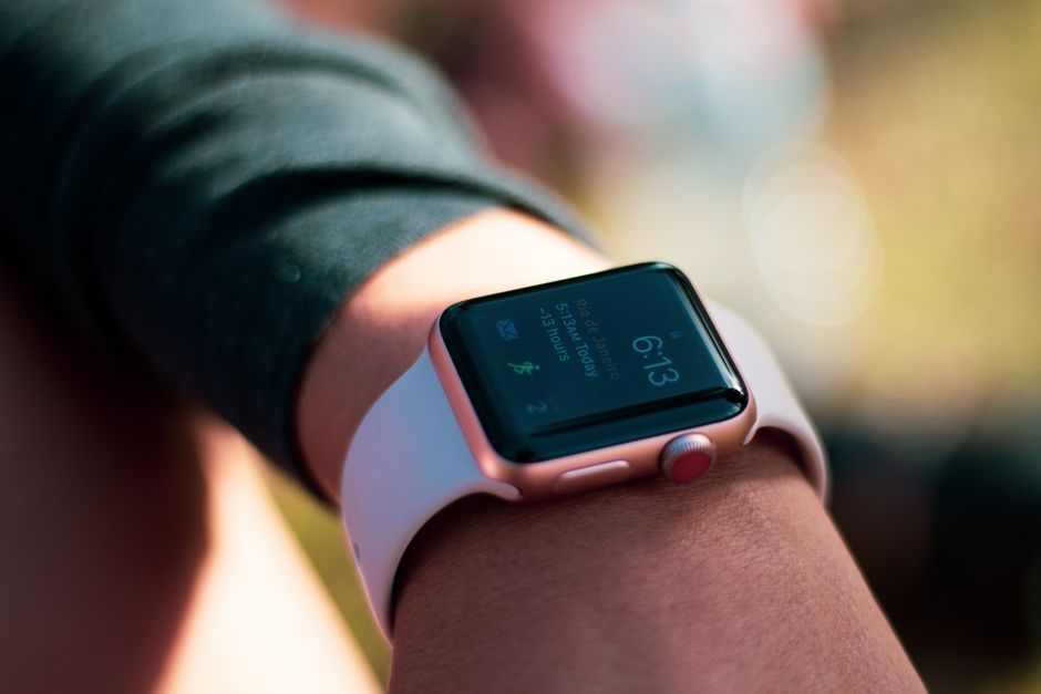 Women’s Smart Watch deal at Amazon