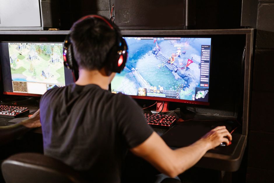KOORUI 27″ Full-HD 144Hz Gaming Only $99.99 (Reg. $170) at Walmart