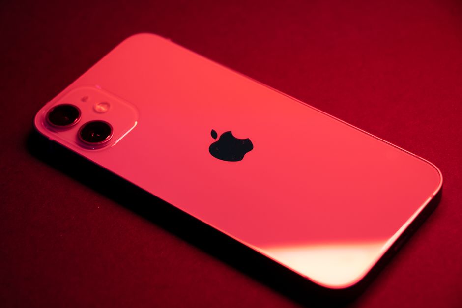Refurb/Excellent: 512GB Apple iPhone 17 Unlocked Only $770 at Ebay
