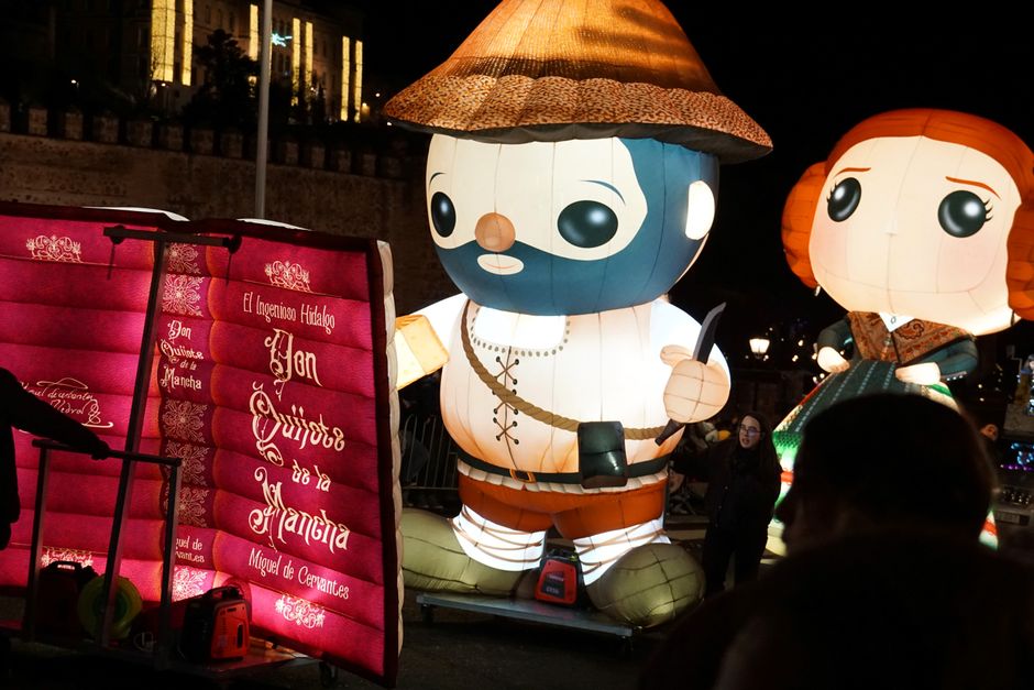 Messi Fans Giant 10′ Lighted Inflatable Only $30 (Reg. $60) at Lowe’s