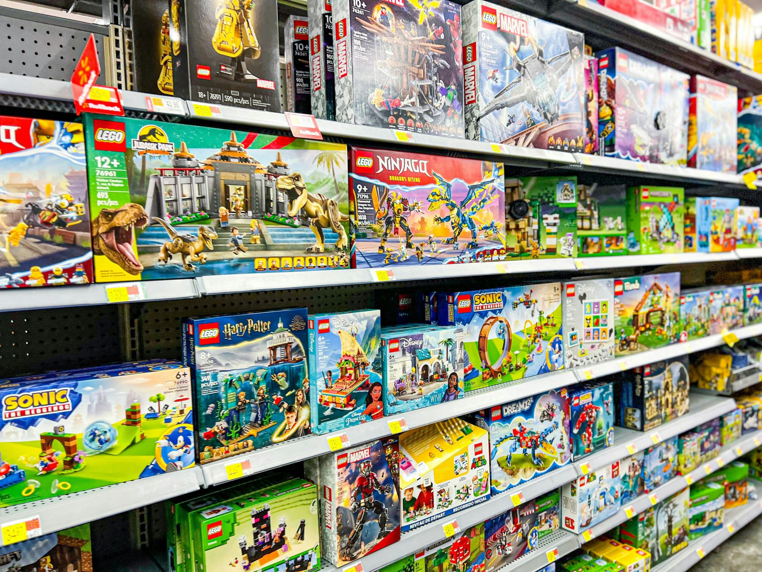 Lego Sets Only $8.99 Up to 51% Off at Walmart