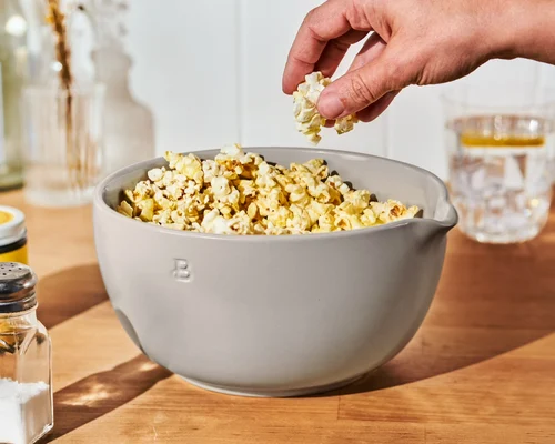 3 Qt Stoneware Mixing Bowl Deal: Save $6.50 at Walmart