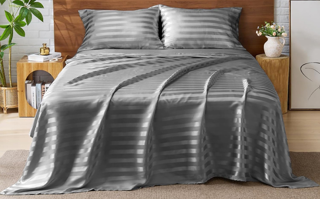 4-Piece Satin Sheet Set Deal at Amazon