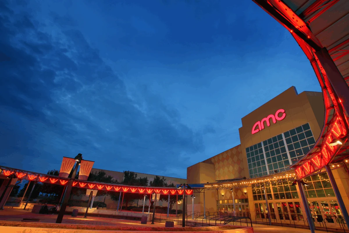 AMC Movie Night Pack Deal: 4 Tickets + Snacks at Giftory