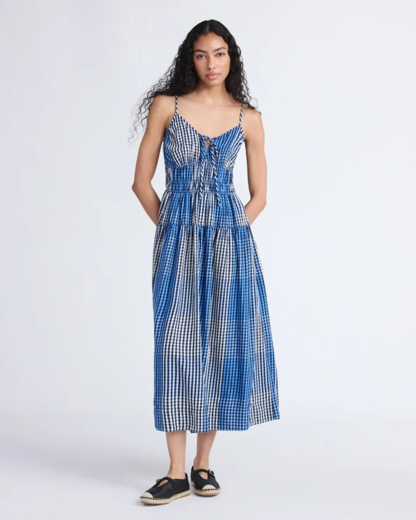 maxi dress vacation Magee Floral Cabana Flowy XS / White BLUE MULTI Color:Salt Crystal April 2023 Chris Young's 'Black Dress' 26.25 Length