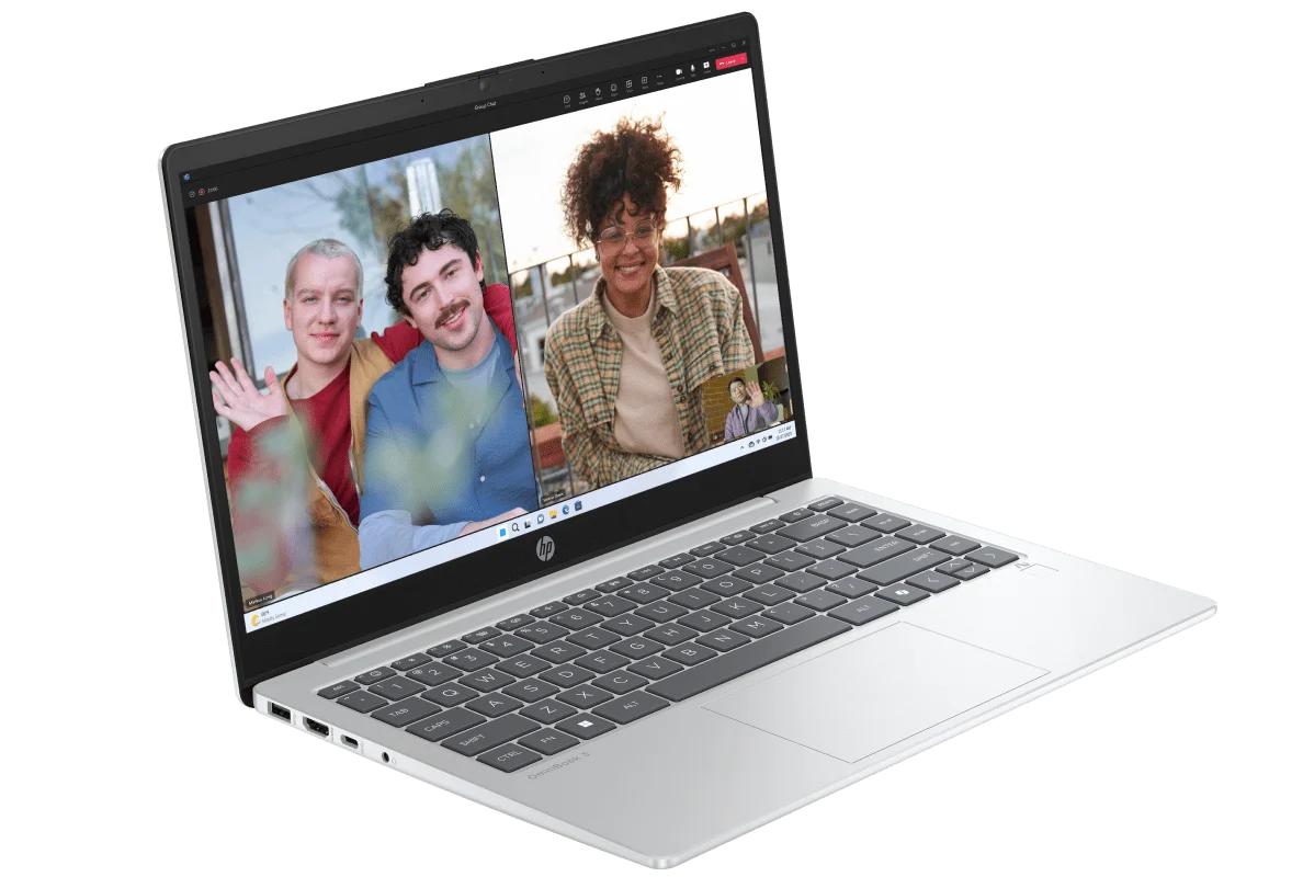 HP OmniBook 3 Laptop Only $650 with Free Shipping at Staples