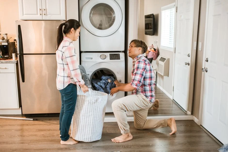 LG Washer & Dryer Bundle $1399 (Reg. $2499.98) at Best Buy